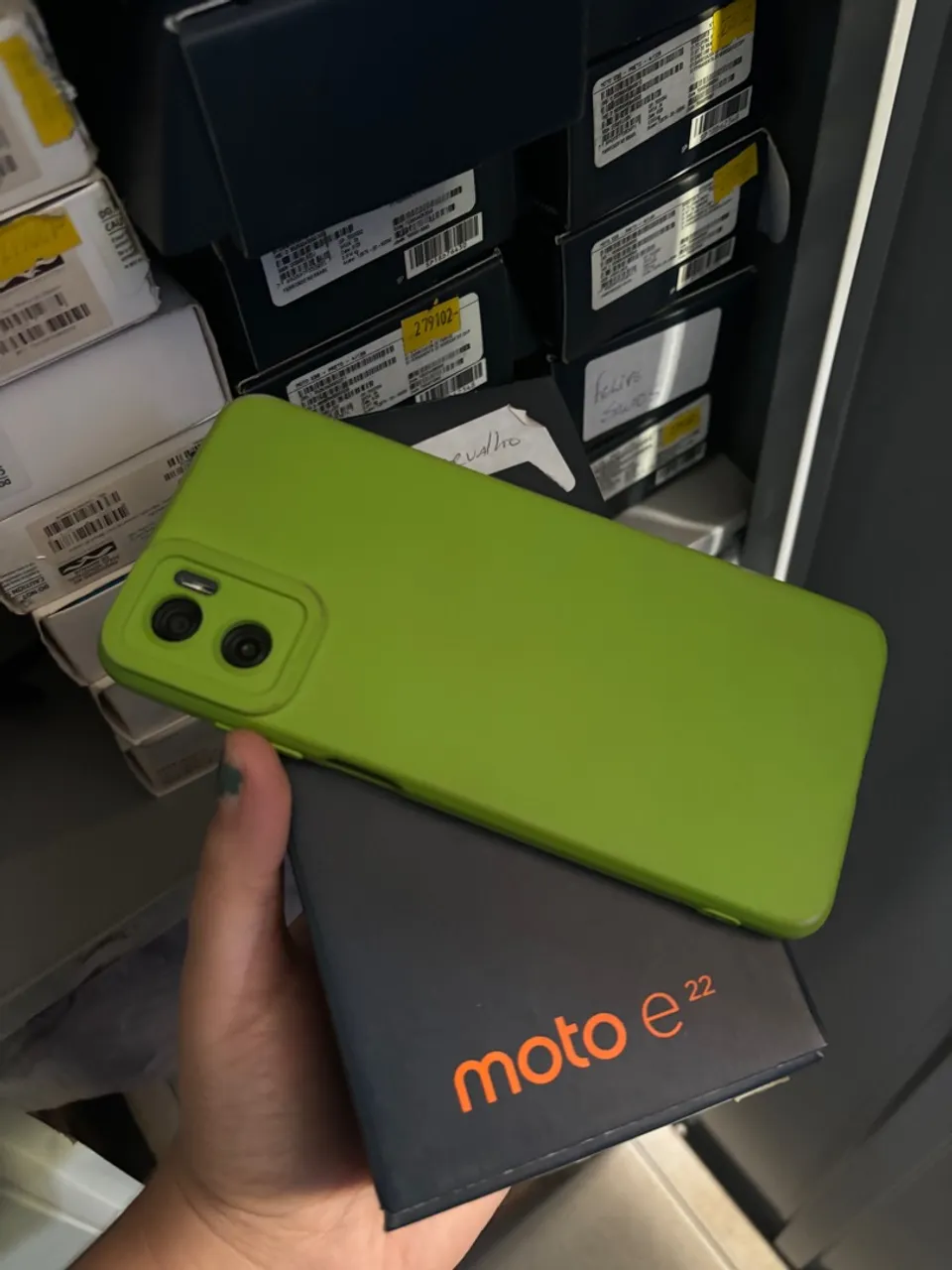 MOTO E22