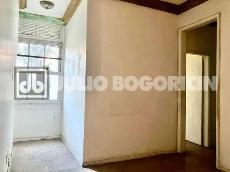 Apartamento : / Residencial / Humaitá