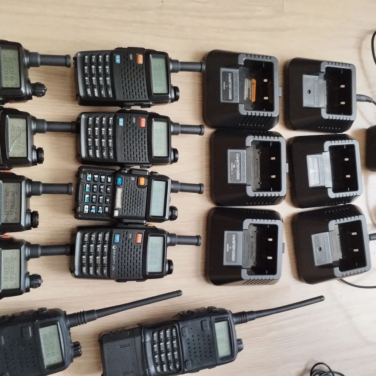 Kit com 10 Rádios Comunicadores HT Voyager VR222 canais fechados criptografado - Foto 4