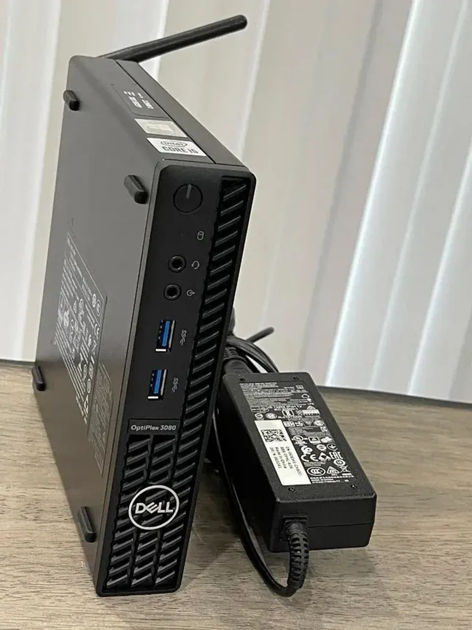 Mini Computador Dell Optiplex 3080 i5- 10th - 16gb RAM - SSD Mini Computador Dell Optiplex 3080 i5- 10th - 16gb RAM - SSD