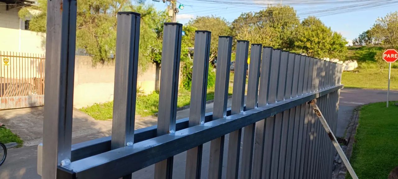 Portão novo 3x2 simples e básico 850 reais! - Foto 3