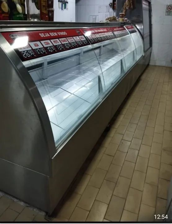 BALCÕES DE AÇOUGUE. GELADEIRA DE 02 PORTAS.