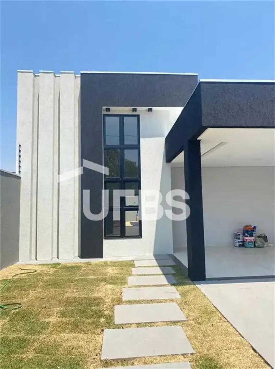 Casa na 1305 Sul - 3 quartos sendo 1 suíte com closet