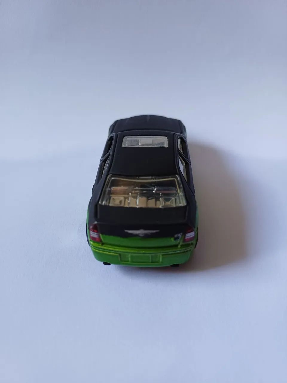 Hot Wheels Chrysler 300C T-Hunt - Foto 3