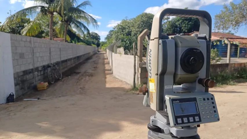 Topógrafo - Foto 3