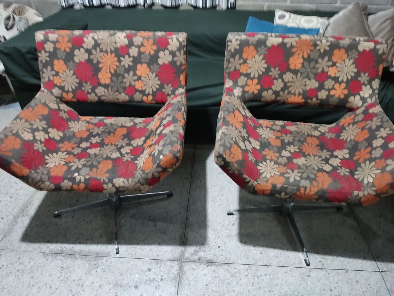 Vende poltronas 