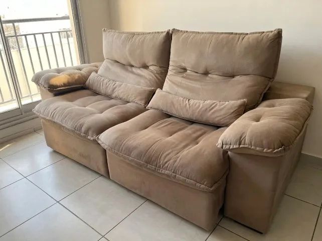 Sofá Retrátil 2,10m - Muito Confortável e Espaçoso! Tecido Suede