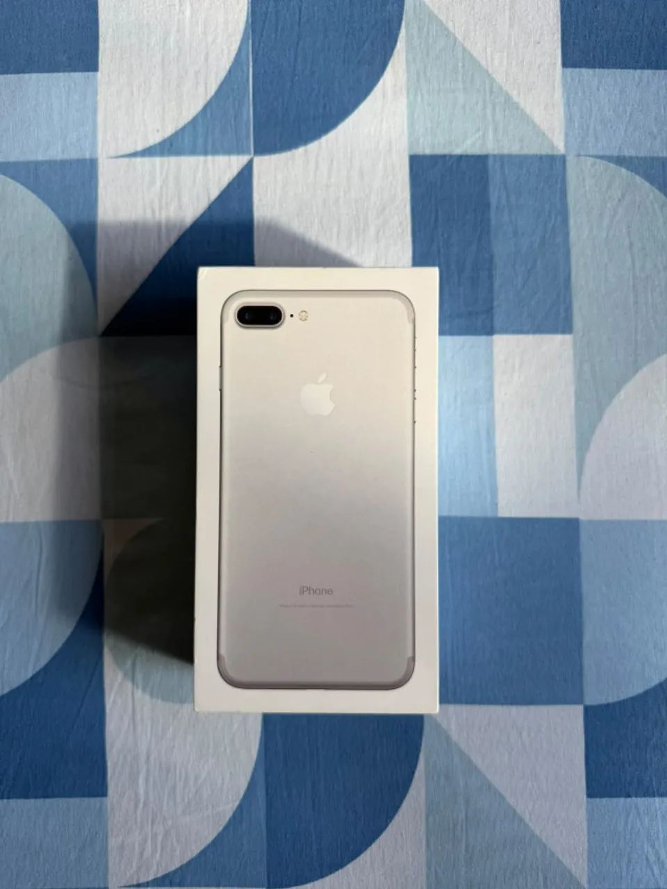 iPHONE 7 PLUS 32GB COMPLETO NA CAIXA + BRINDE - Celulares e