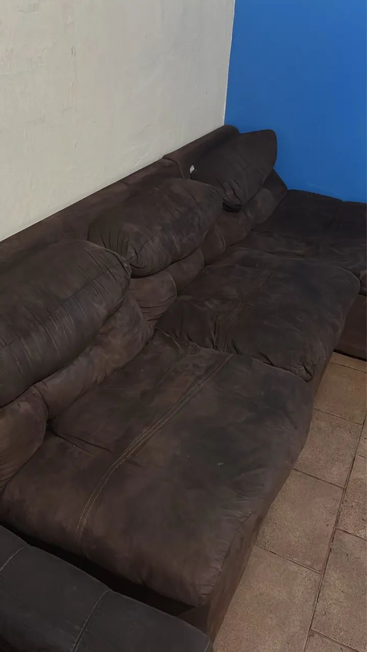 SOFÁ COM CHAISE 3 Lugares  - Foto 2