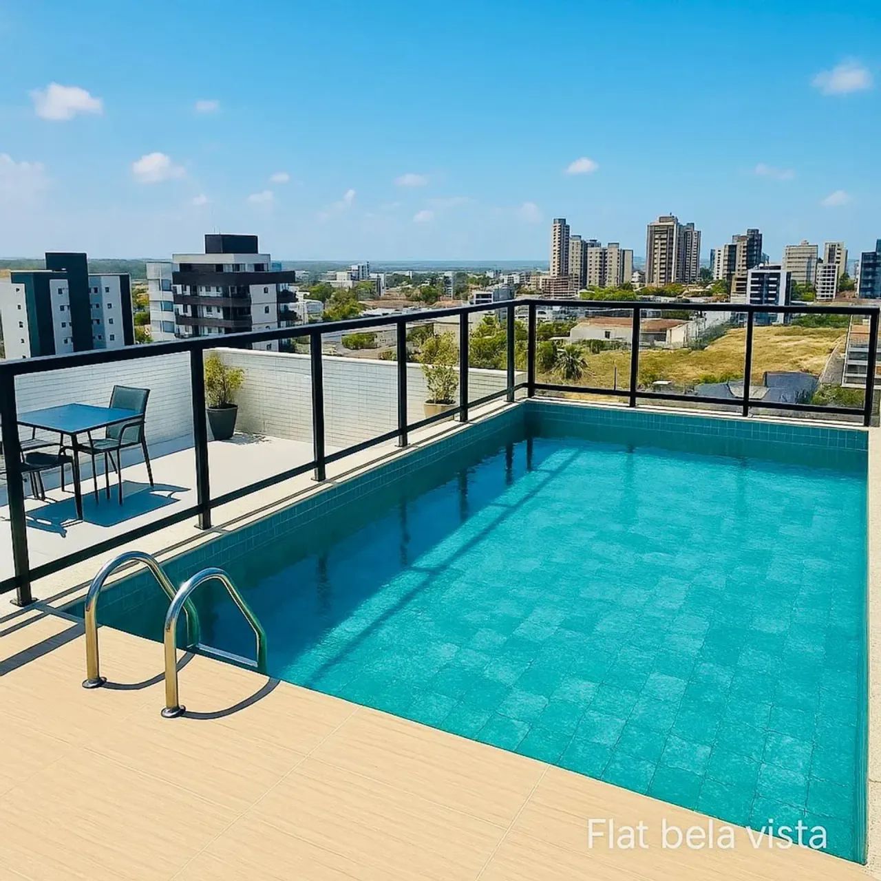 ALUGO Flat Mobiliado em Intermares com Elevador e Piscina