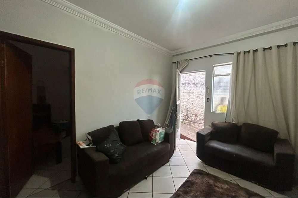 CASA COM ÓTIMO INVESTIMENTO - Foto 3