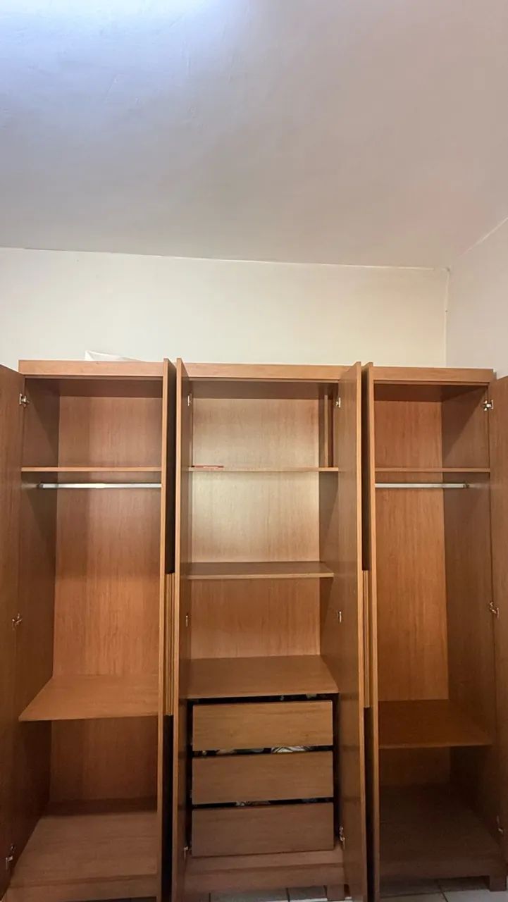 Guarda roupa 6 portas  - Foto 2