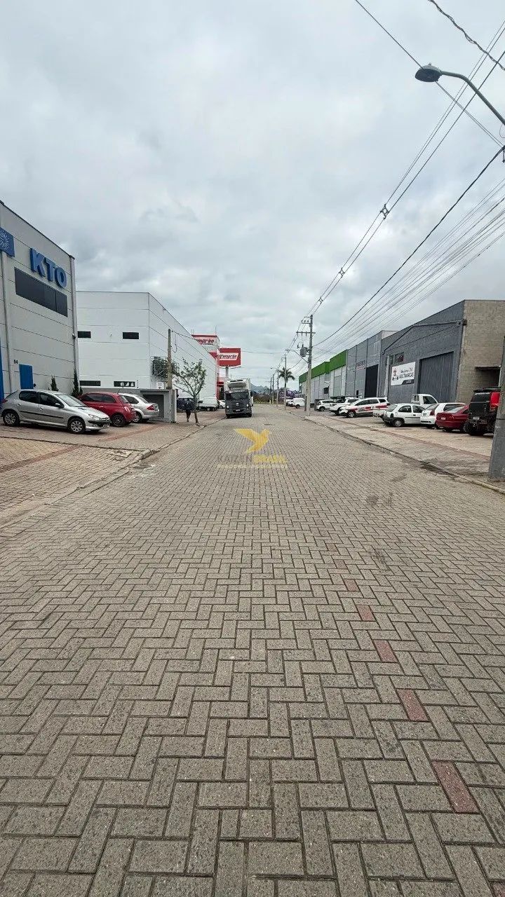 Galpão com 360m² para Locação em Tijucas - Mezanino e Pé-Direito de 7m - Foto 4