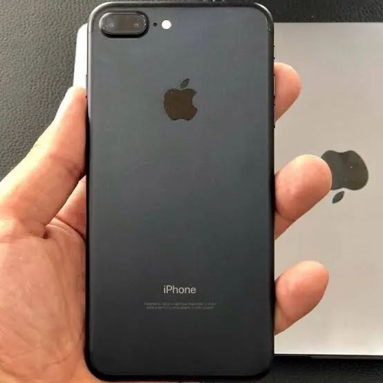 iPhone 7 Plus - Foto 2