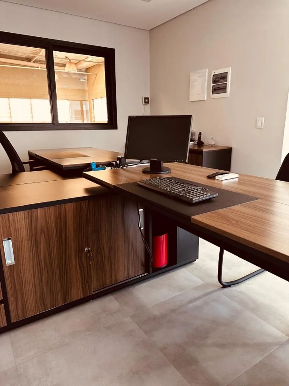 Conjunto de Móveis para Escritório - Alto Padrão - Foto 2