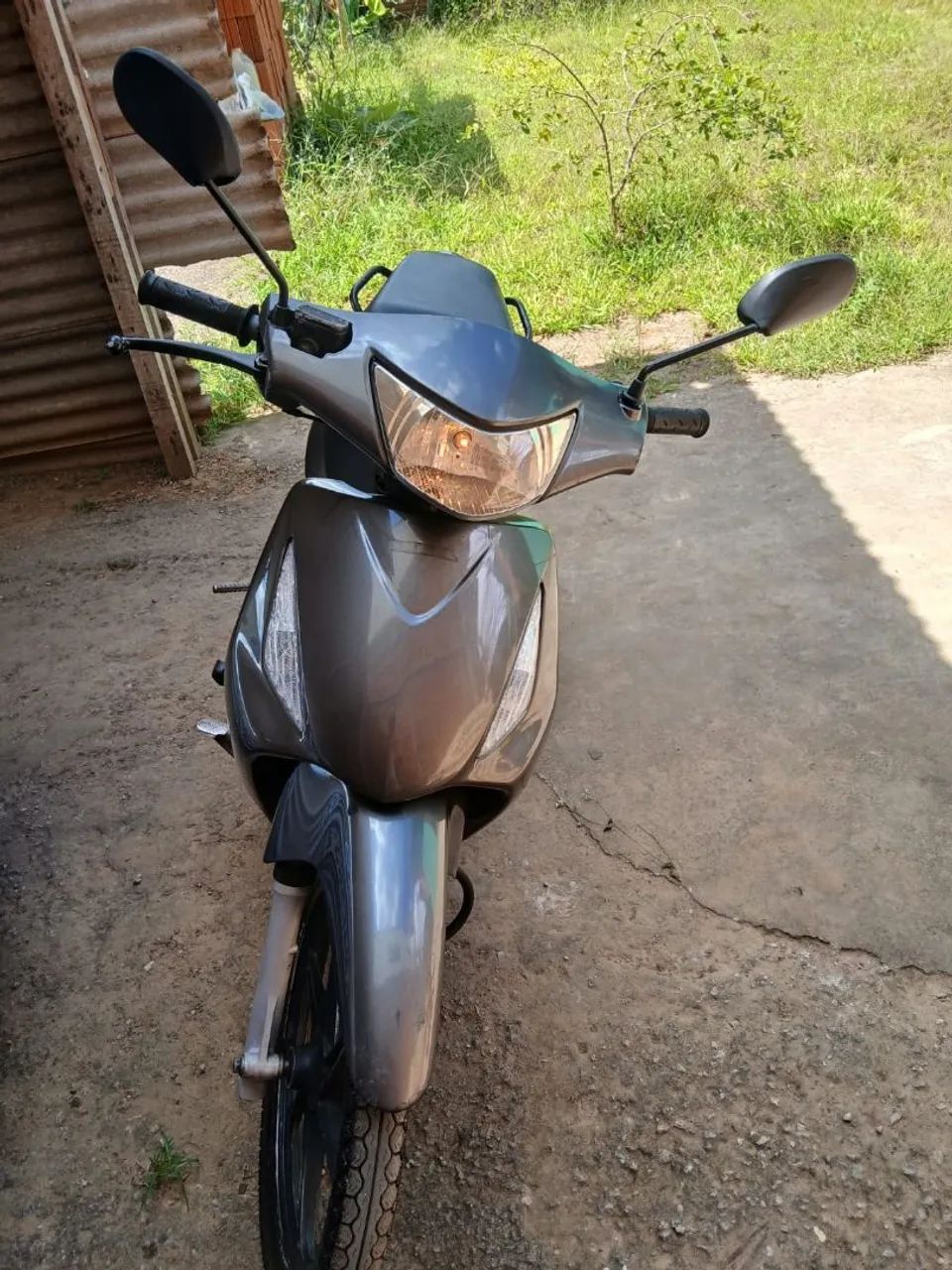 Biz 125+ - Foto 2