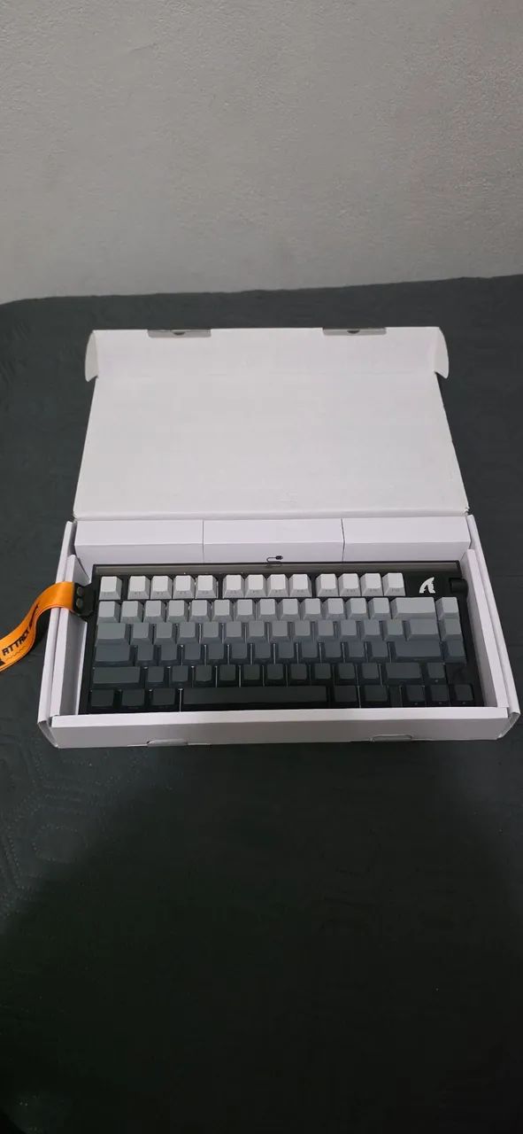 TECLADO MAGNÉTICO ATTACK SHARK R85 HE - Foto 4