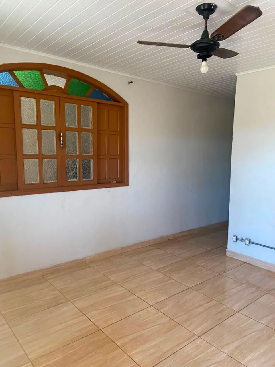 Excelente imóvel para morar ou para atividades COMERCIAIS - Foto 2