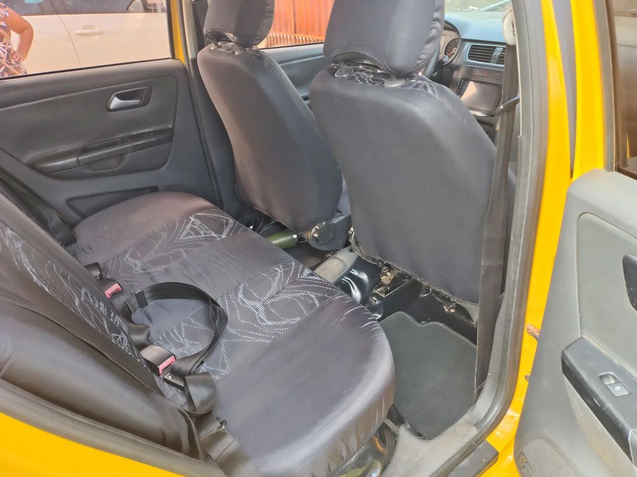 Volkswagen Crossfox 1.6 MI Total Flex 8V 5P 2011 - Foto 4