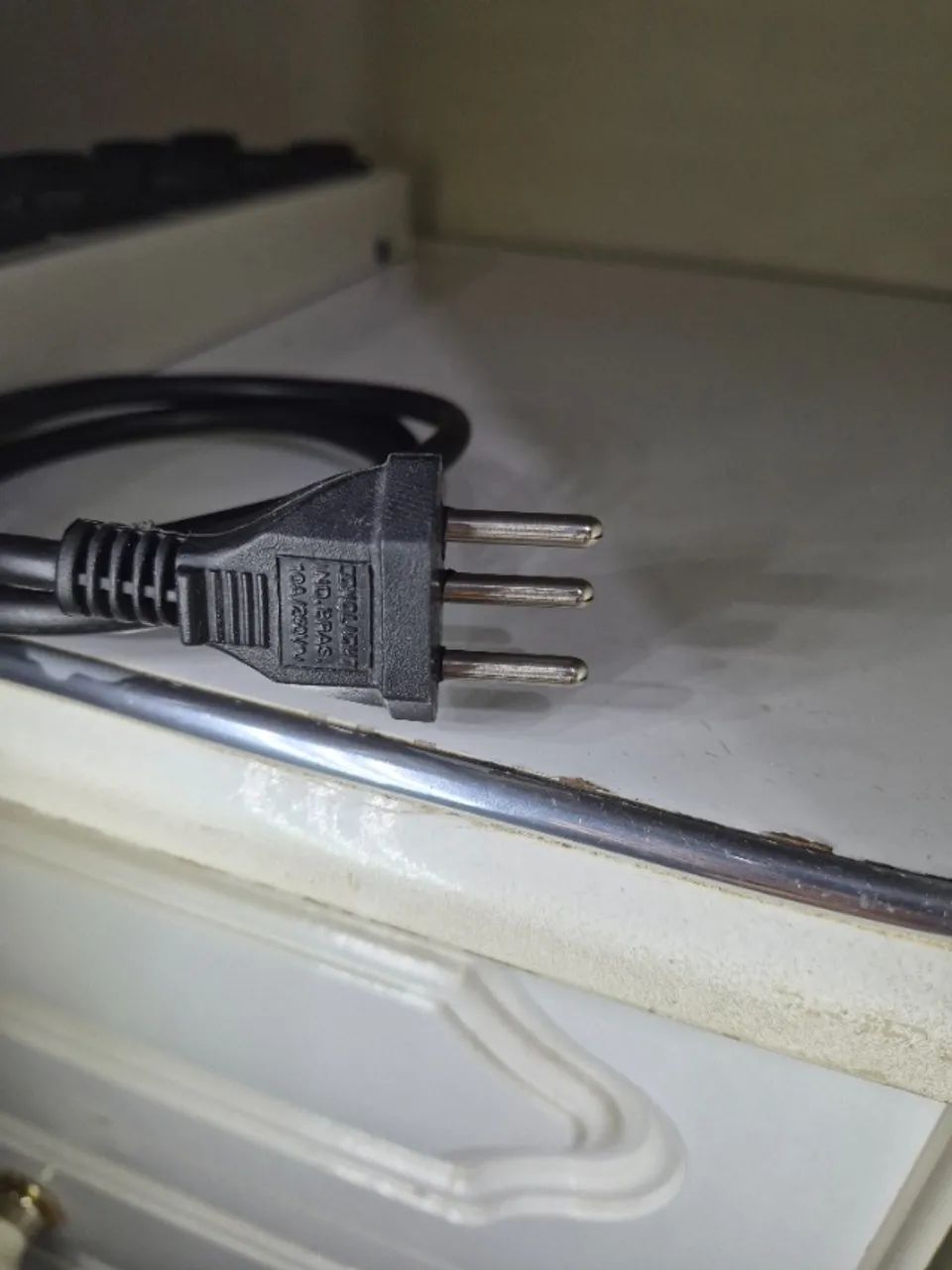  Filtro de Linha 10 Tomadas em Metal - Foto 3