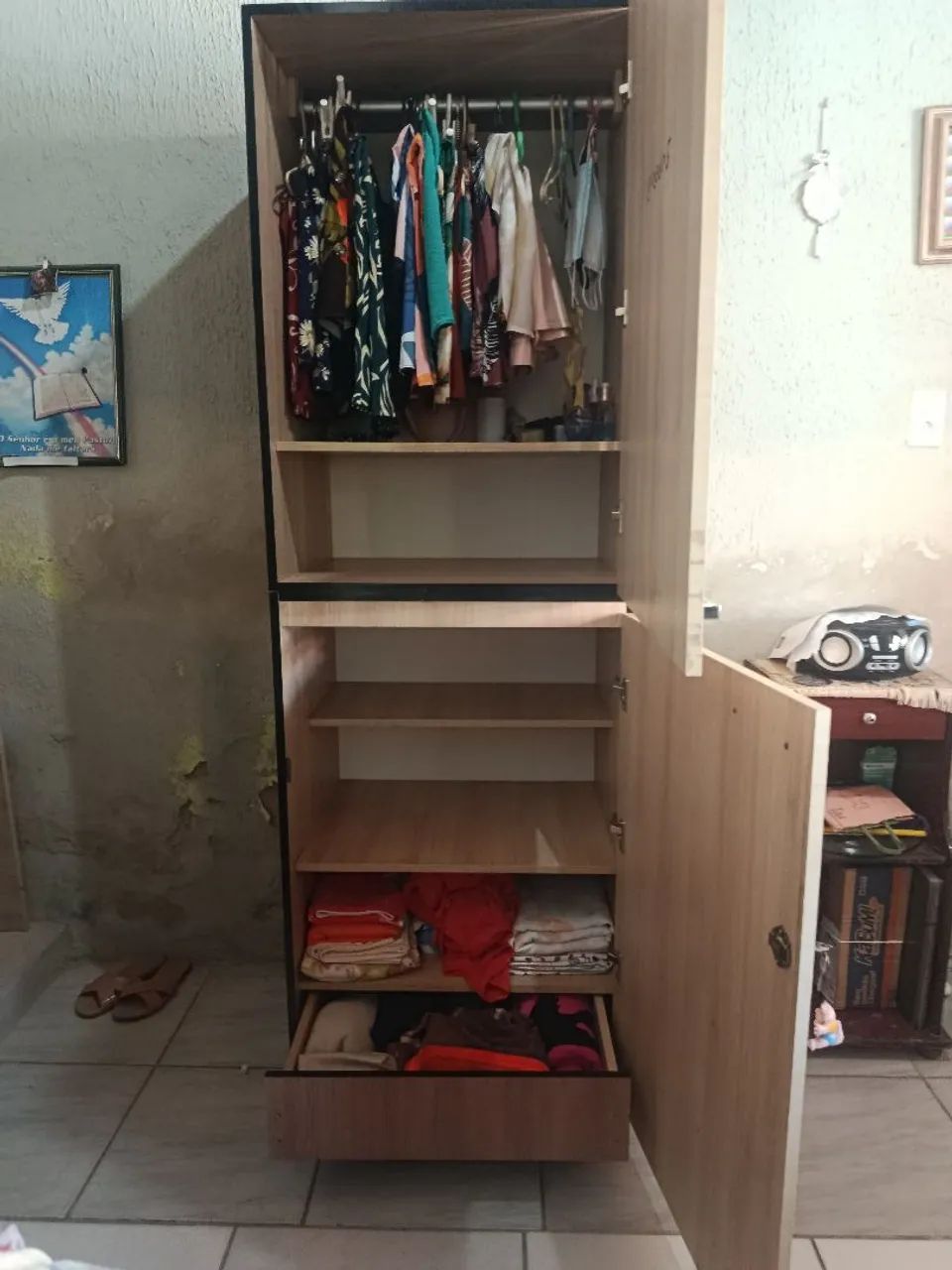 MINI GUARDA ROUPA DE QUARTO - Foto 5