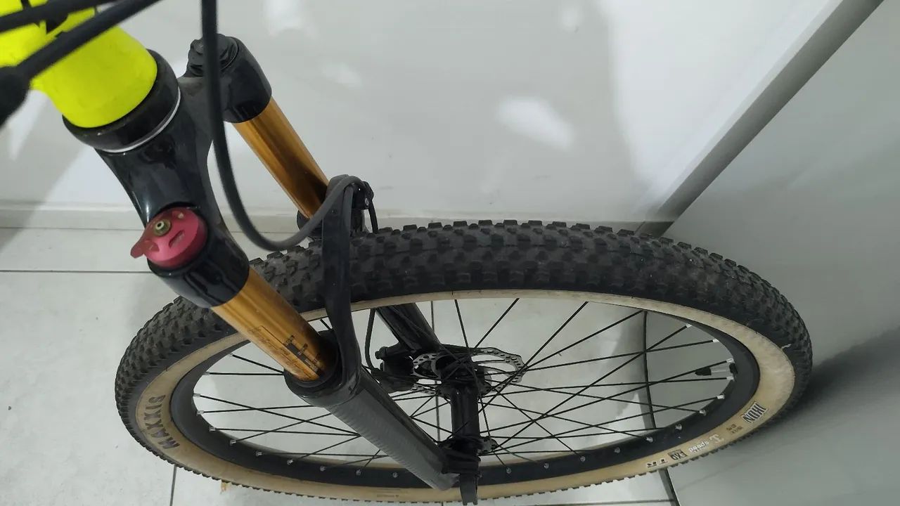 Bicicleta MTB Absolute Shimano SLX aro 29 - Foto 2