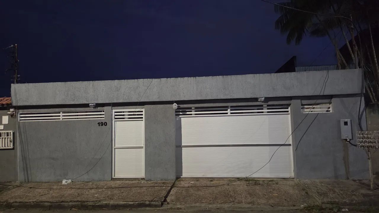 Casa bairro Flores 