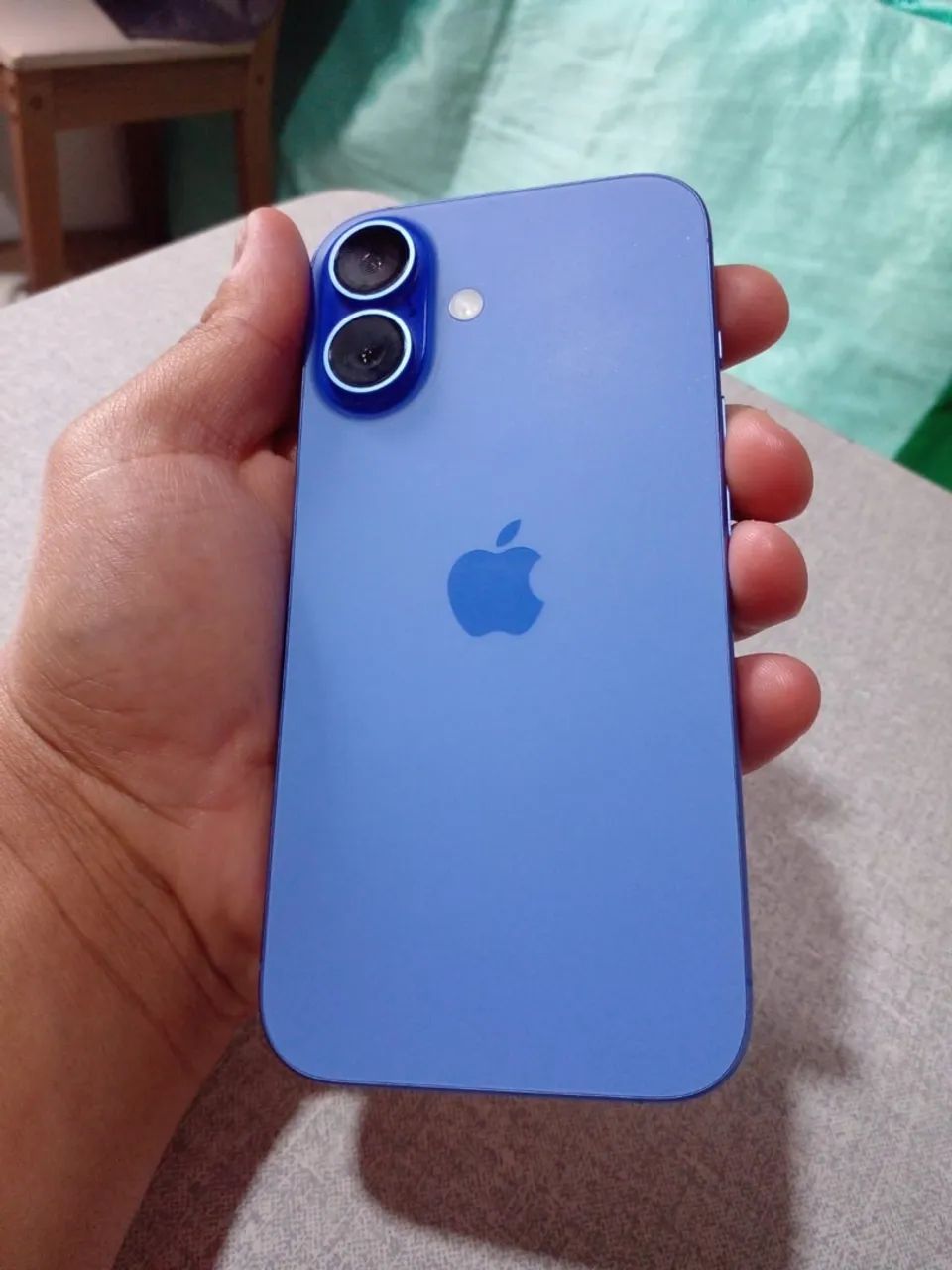 iPhone 16 azul 128gb