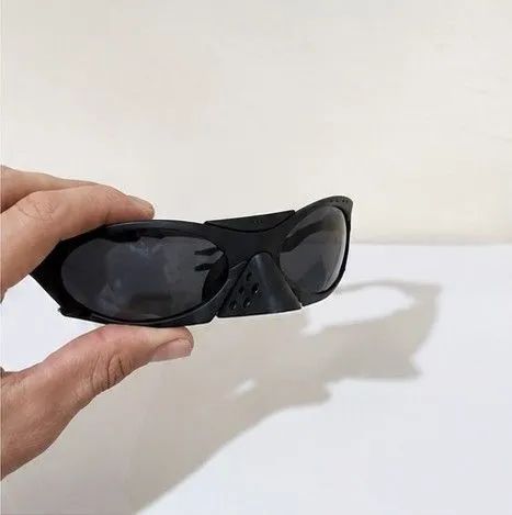 Óculos da Oakley estilo Travis Scott  - Foto 4
