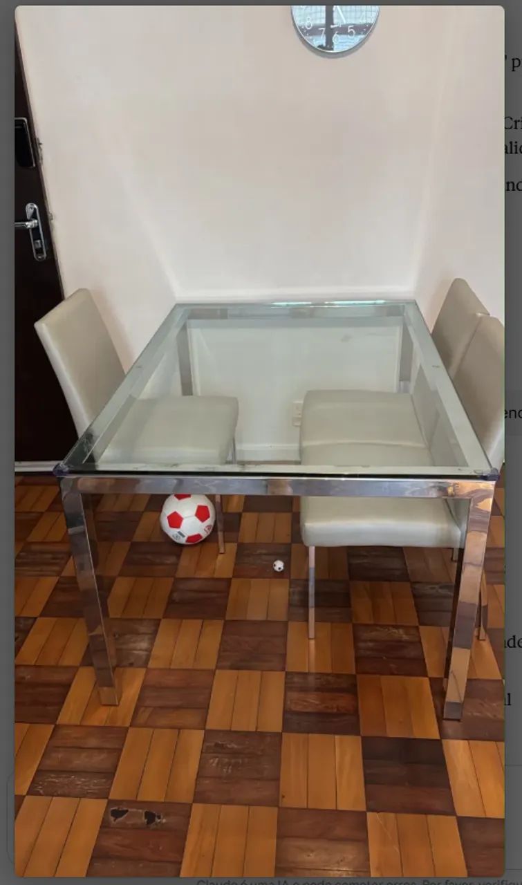 Mesa de vidro com 4 cadeiras ? R$250 - Foto 2