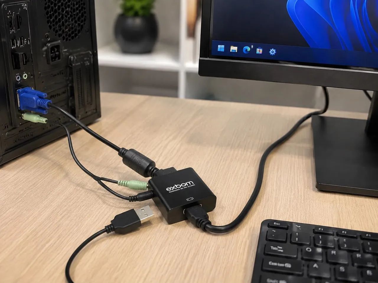 Adaptador Conversor VGA para HDMI com Áudio Exbom - Foto 3