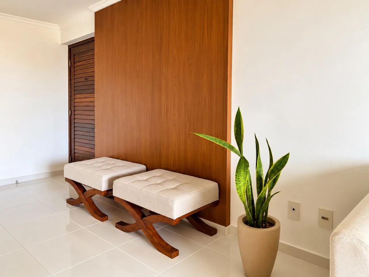 Apartamento com 03 suítes e 04 vagas - Foto 2