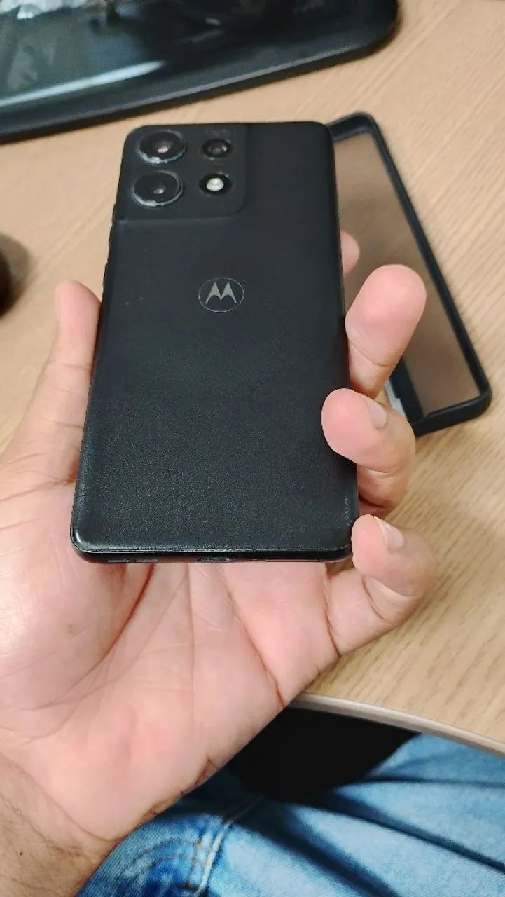 Moto Edge 50 Pro 256GB - Foto 4