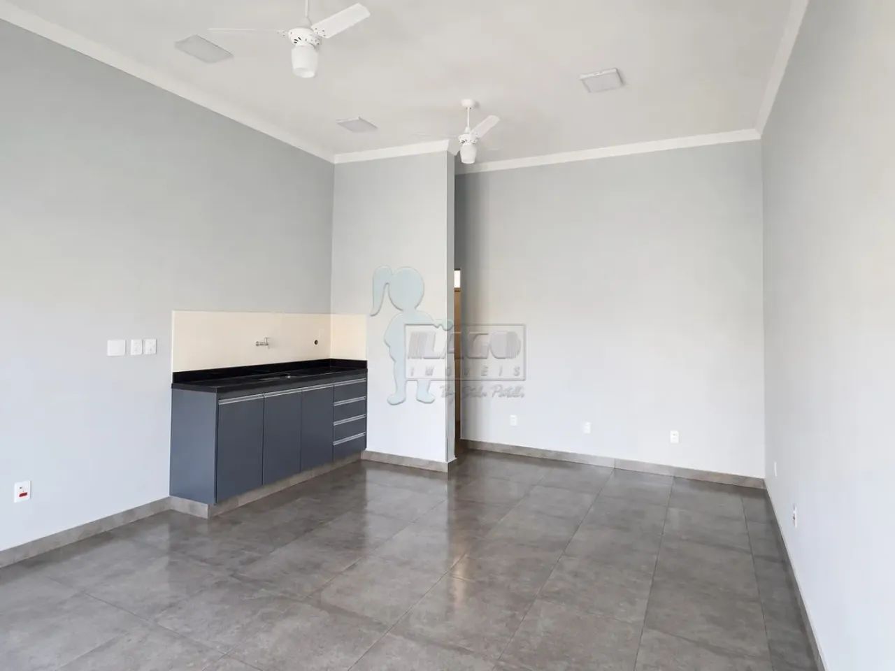 Loja de 27m² com 01 lavabo para locação - Independência