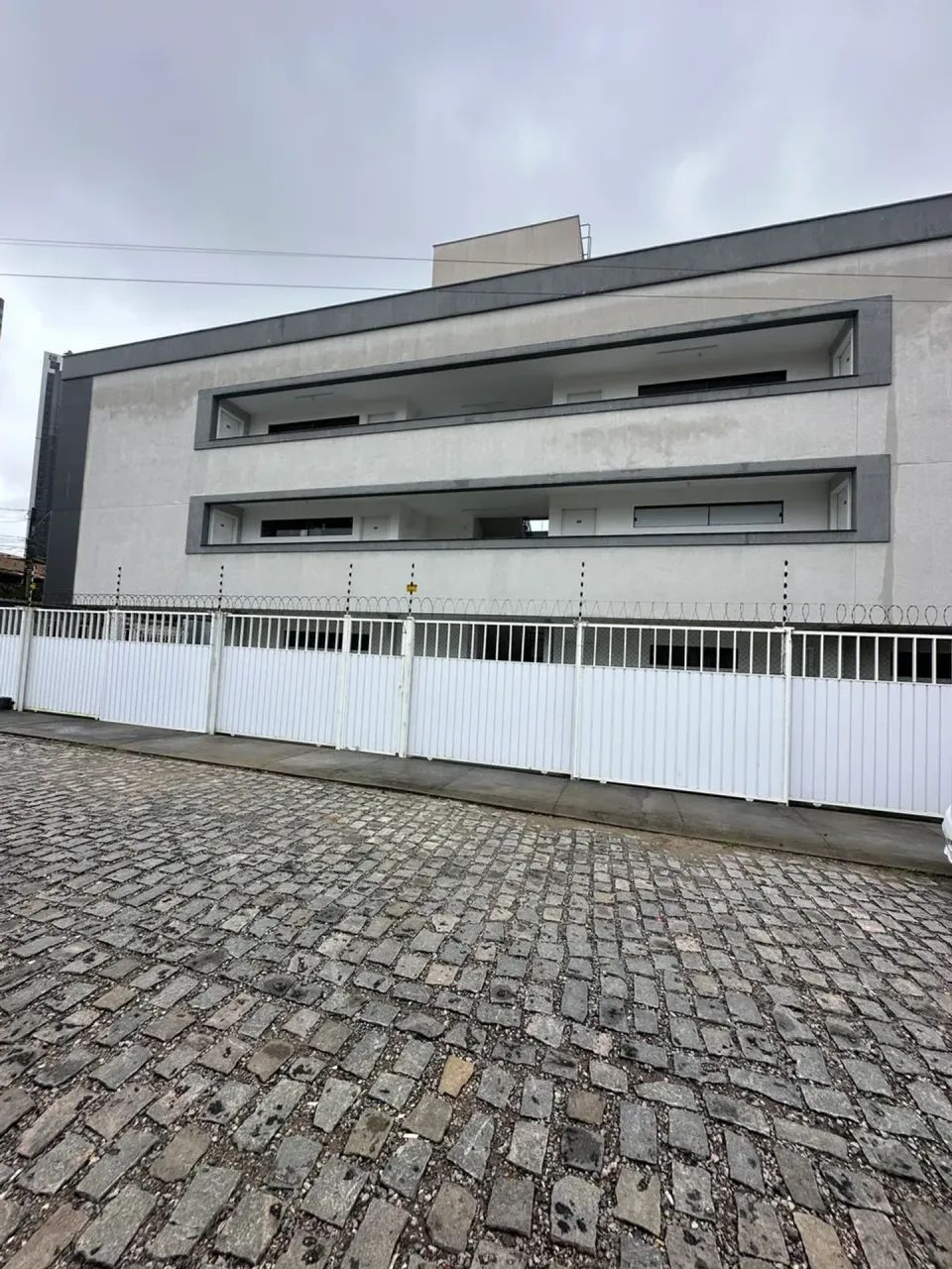 Flat em ponta negra