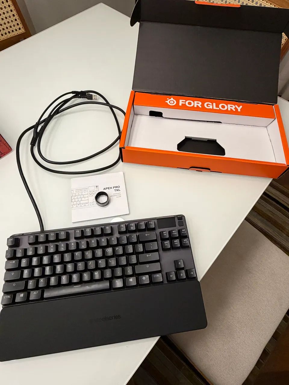 Teclado Mecânico SteelSeries Apex Pro TKL (2019) - Foto 2