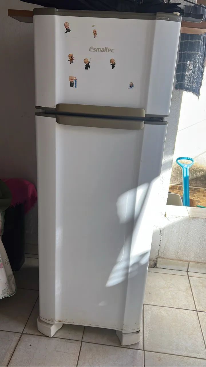 Geladeira com defeito  - Foto 3