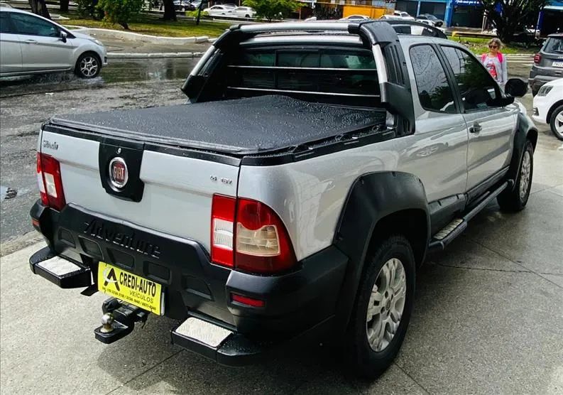 Fiat Strada Adv.1.8 16V Dualogic Flex CD 2012 - Foto 4
