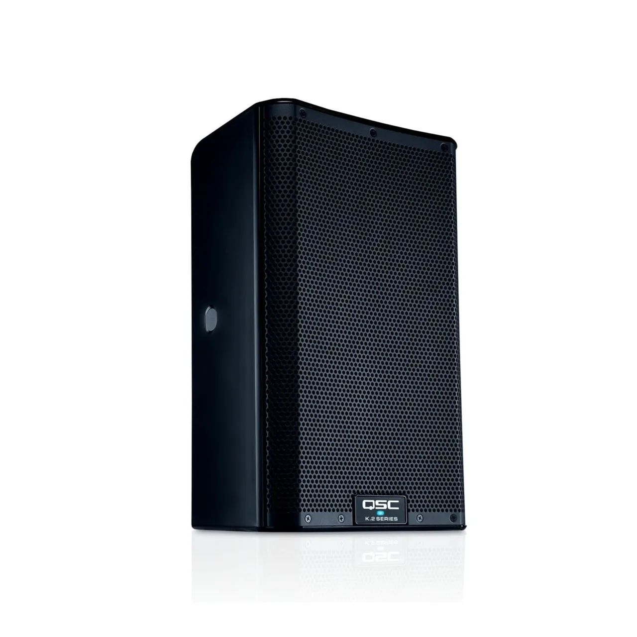 Caixa Ativa Profissional Compacta QSC K8.2 ( 2000w 128dB SPL )