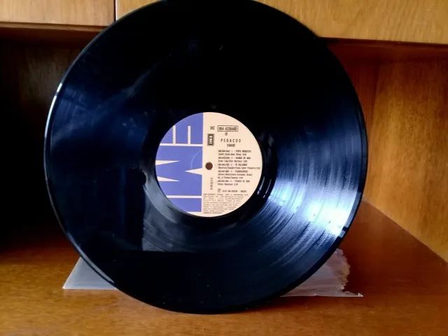 LP Simone - Pedaços - Foto 5