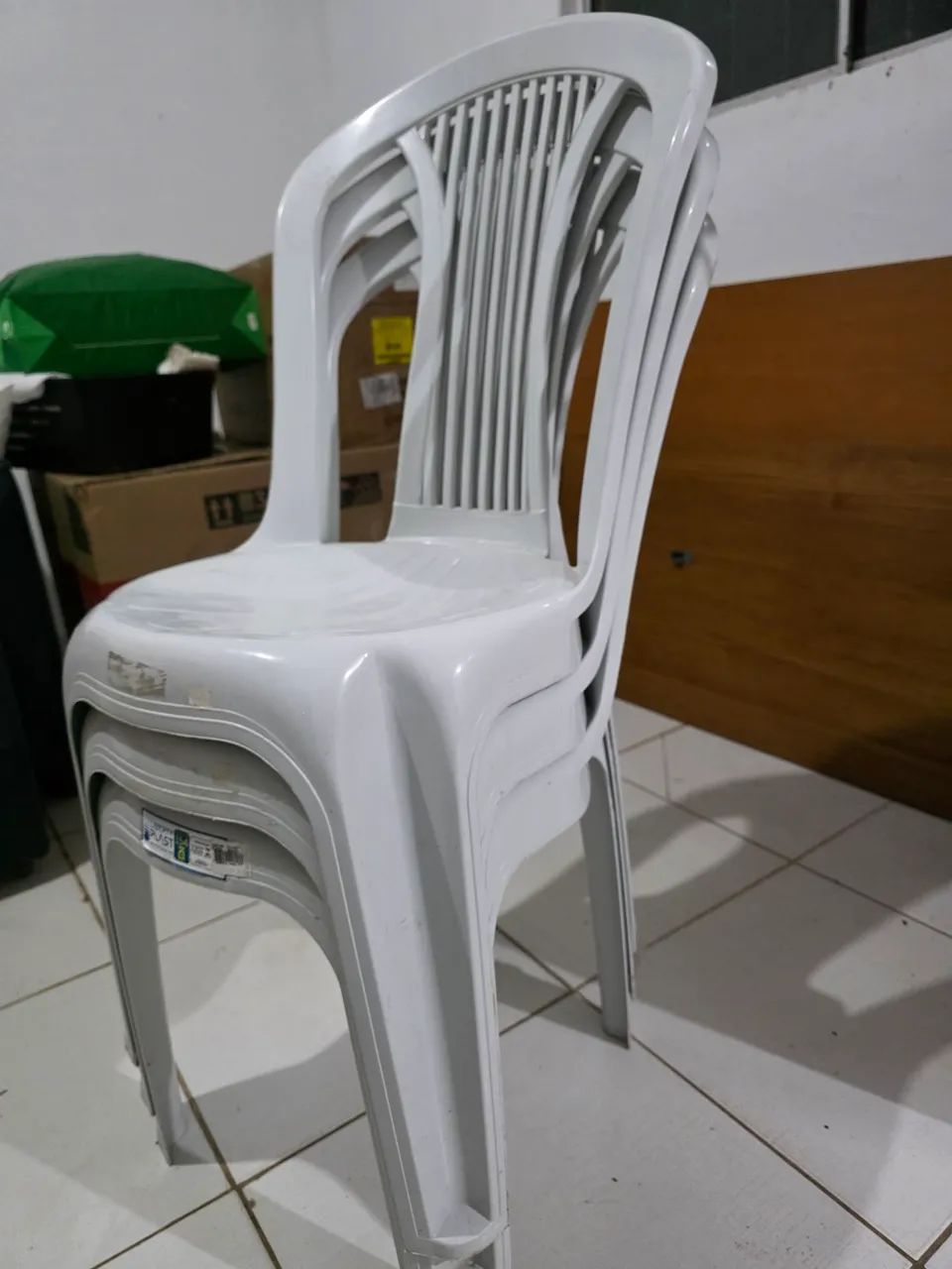 Kit 3 cadeiras de plastico - Foto 2