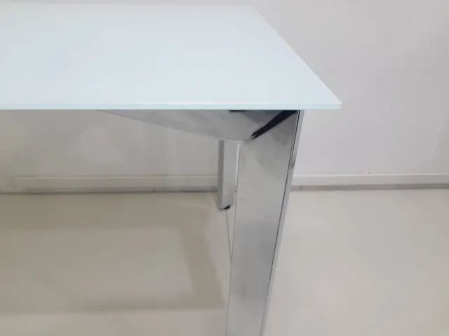 Mesa de escritório de vidro - Foto 4