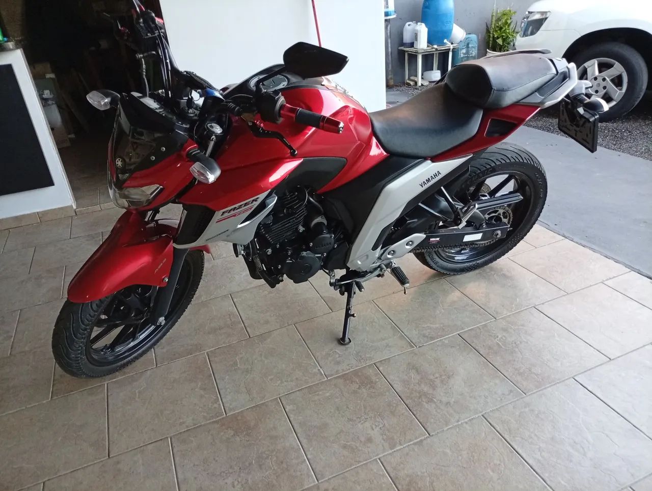 Fazer 250