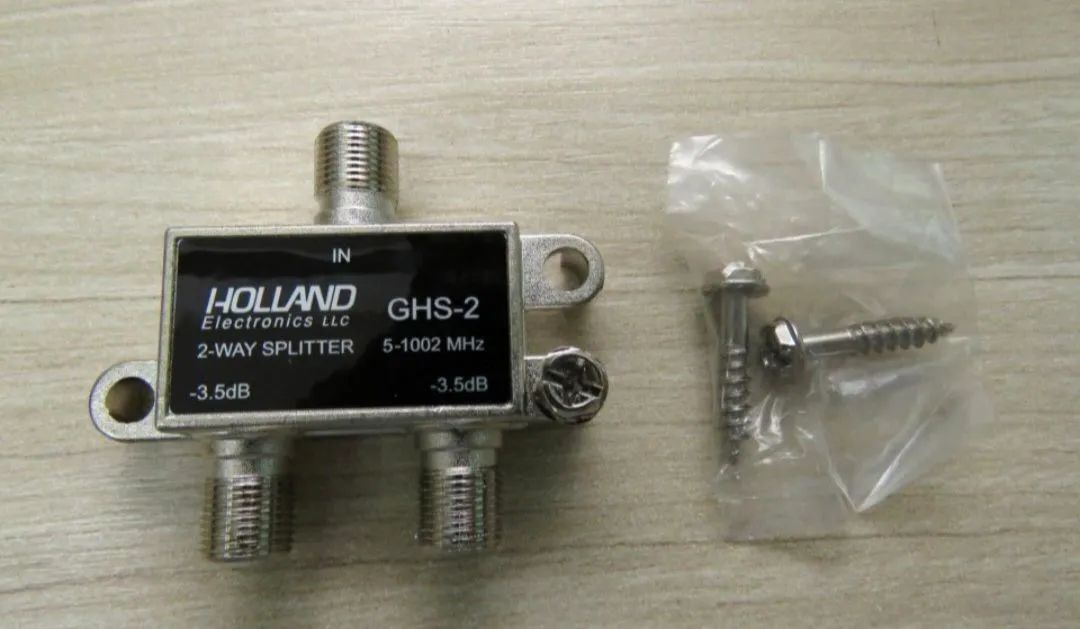 Kit com 25 unidades de divisor de sinal GHS2 