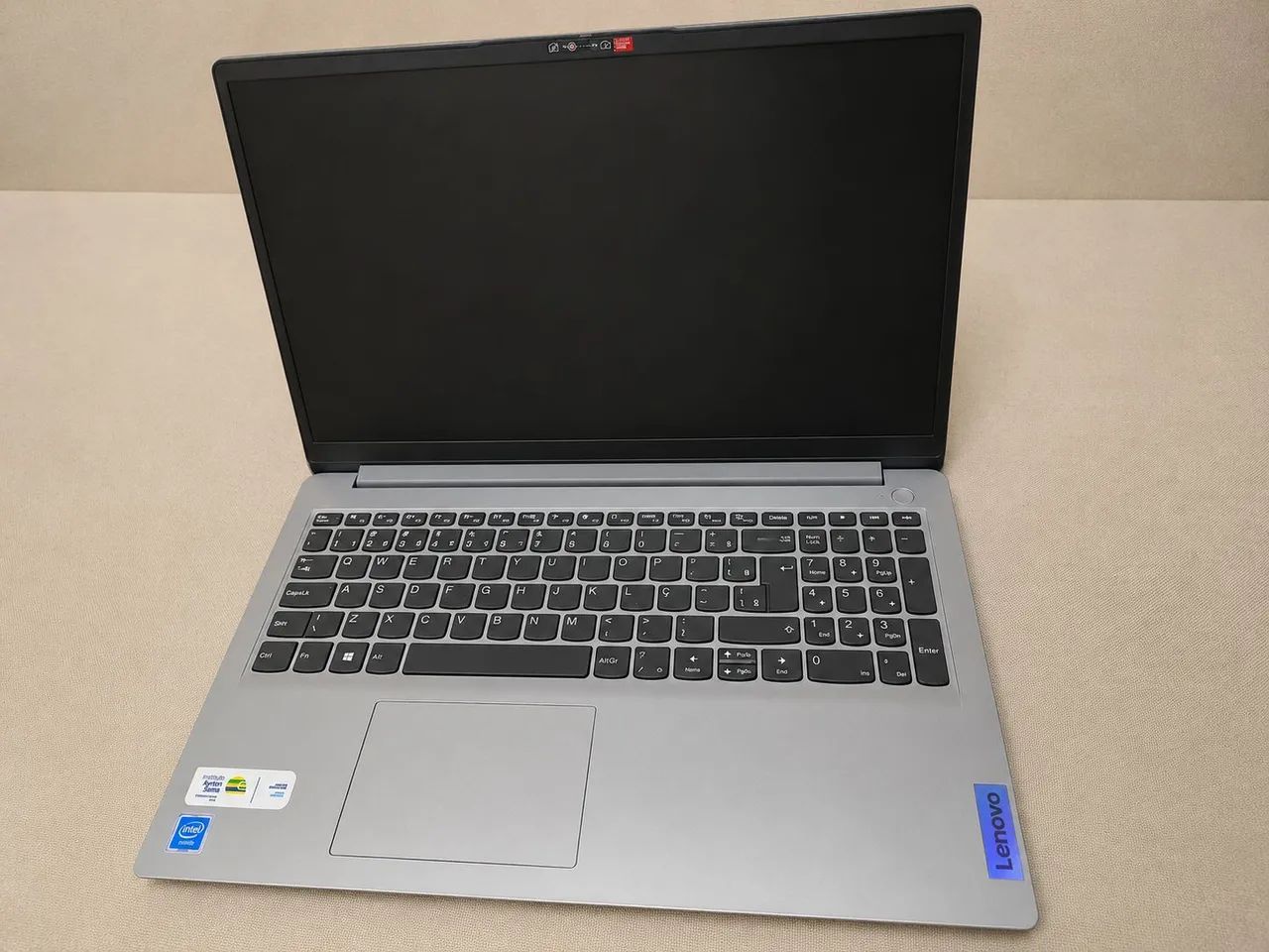 Vende-se Lenovo IdeaPad
