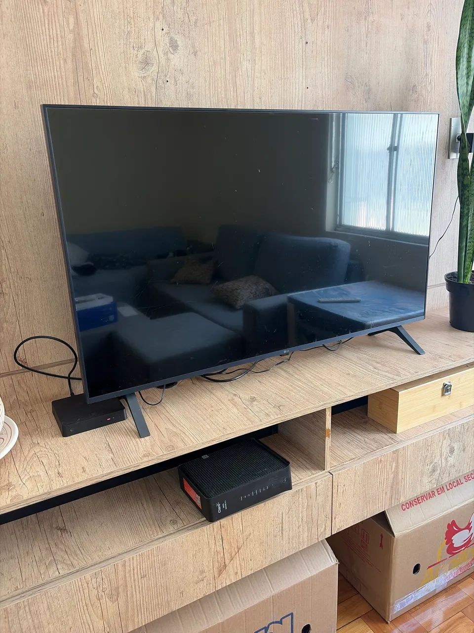 Smart TV LG 43? 4K UHD ThinQ AI - Excelente estado