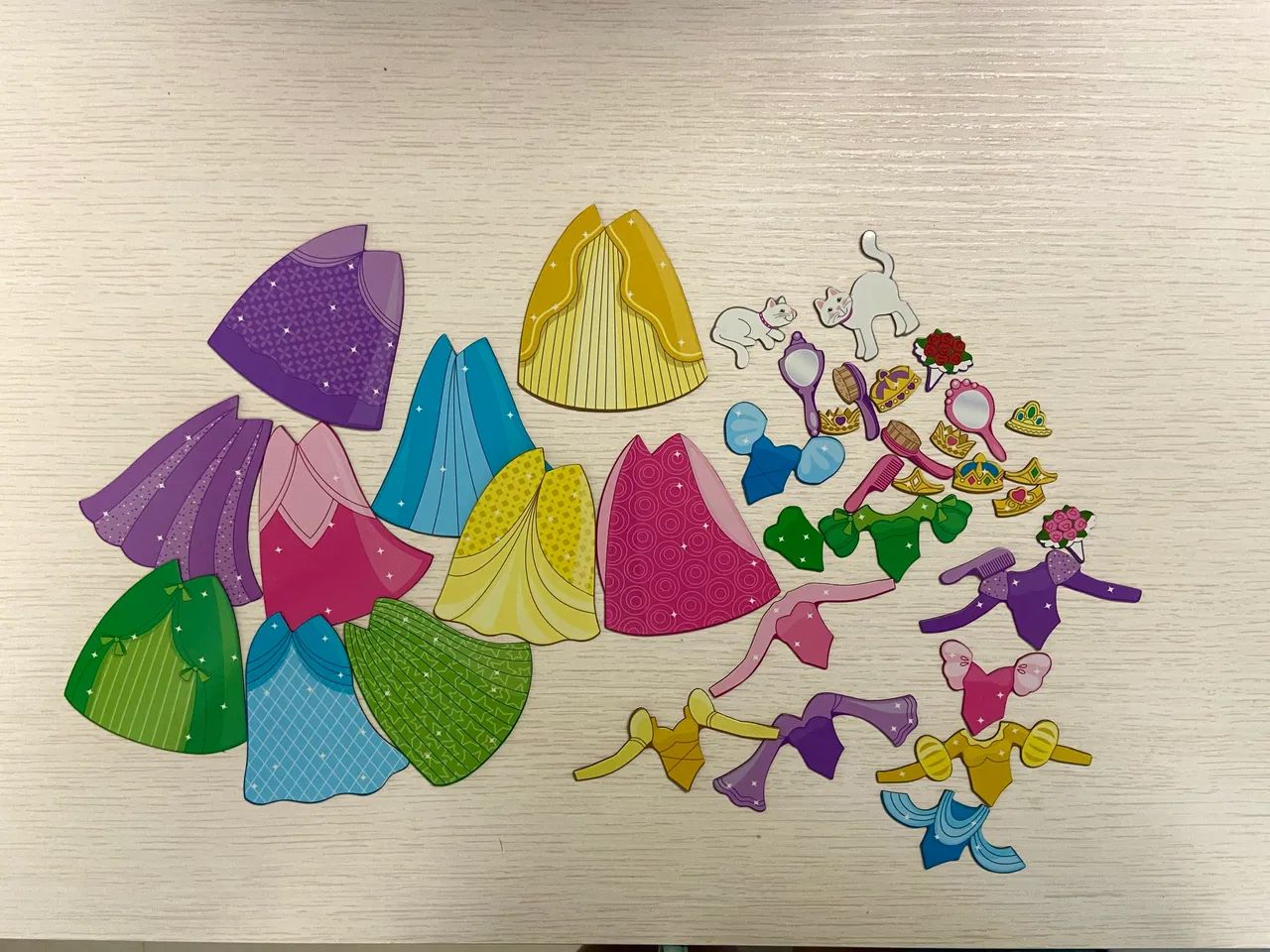 Brinquedo ímã princesas Melissa e Doug  - Foto 4