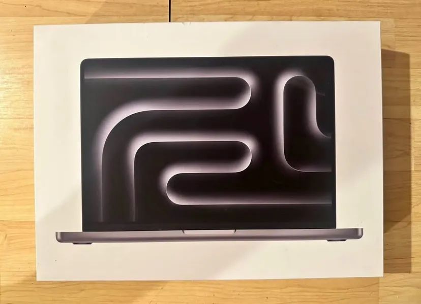 MACBOOK PRO 16.2 | 2TB | 36GB|M5MAX