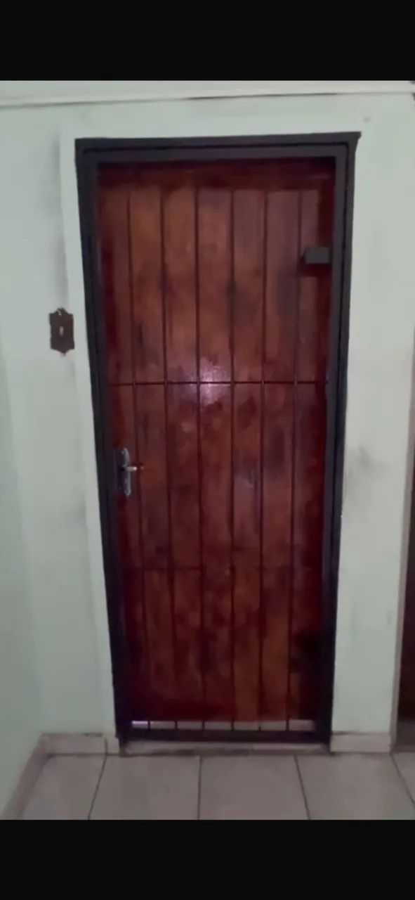 ALUGO APARTAMENTO 3 QUARTOS COM GARAGEM COBERTA. - Foto 4