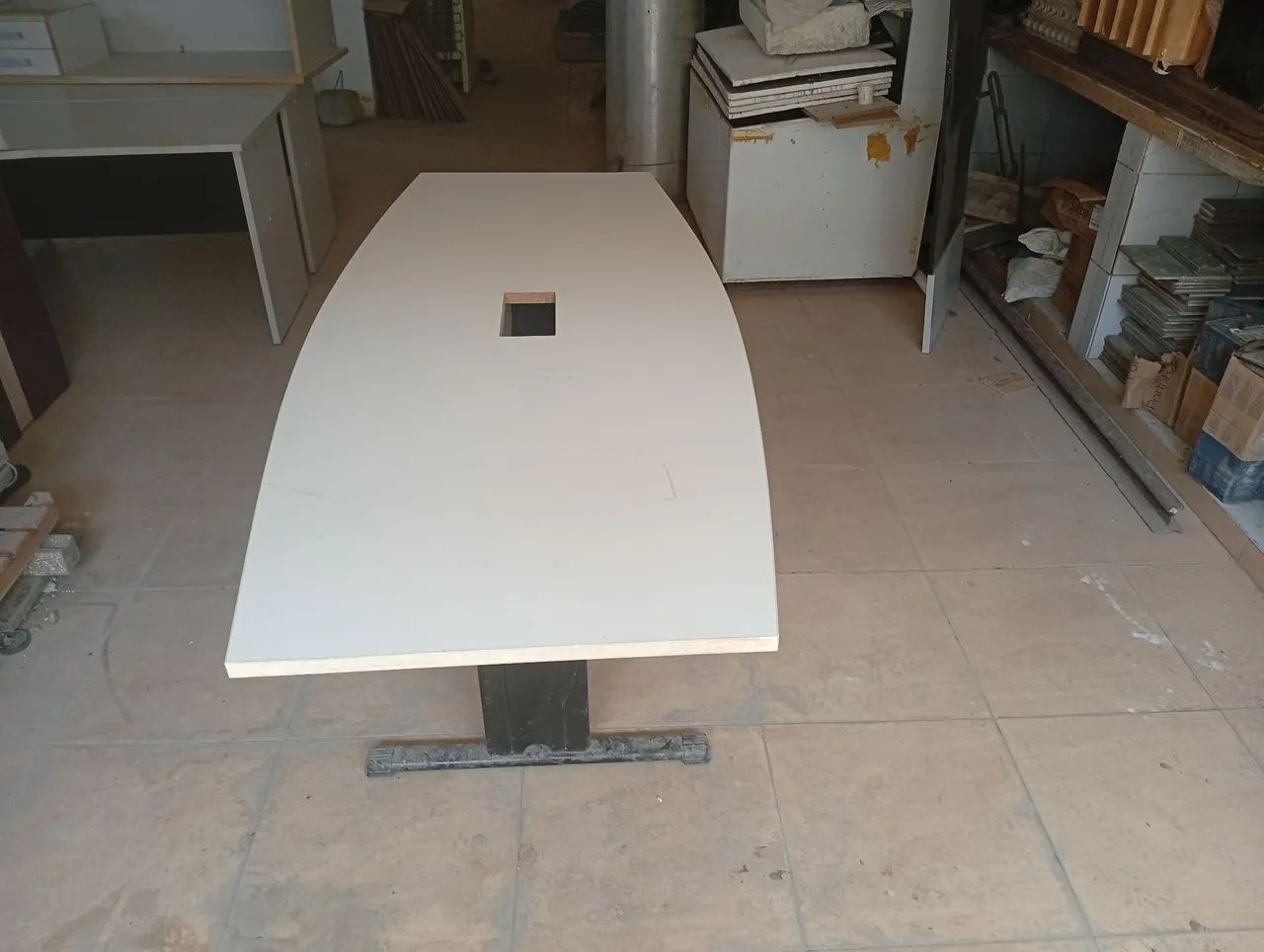 Mesa para reunião 